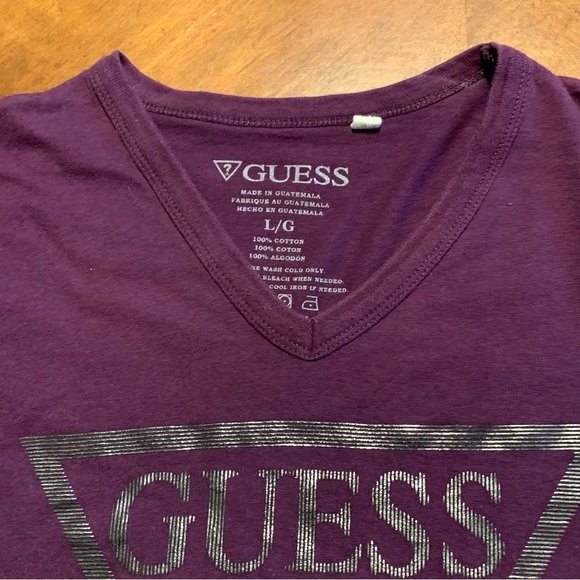Guess Men’s T-shirt Large - Picture 4 of 6